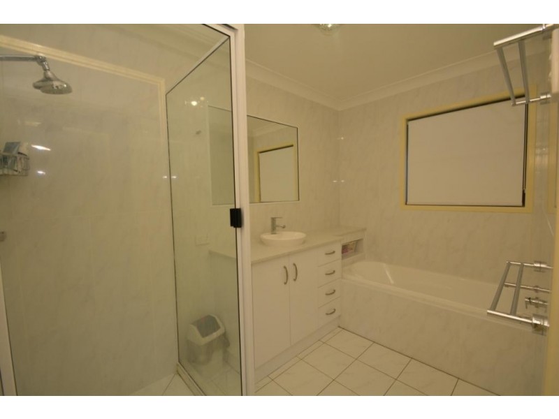 220 Old Homebush Road, Gowrie Junction QLD 4352