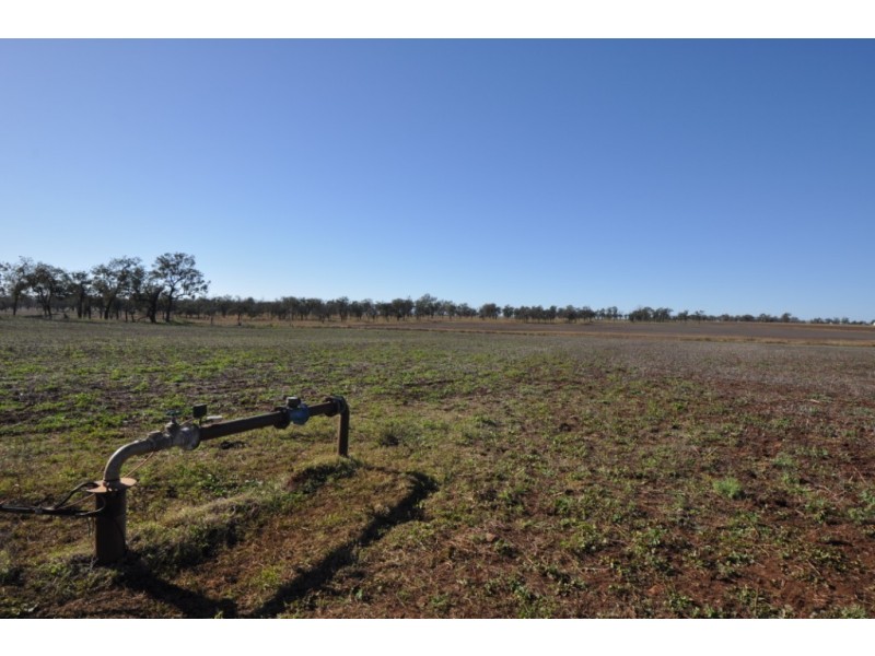00 Gore Highway, Athol QLD 4350