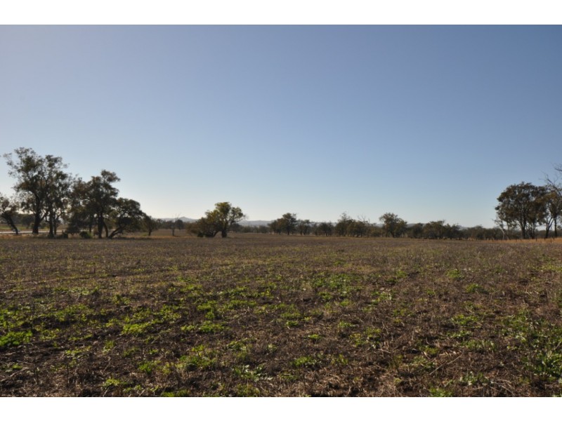 00 Gore Highway, Athol QLD 4350