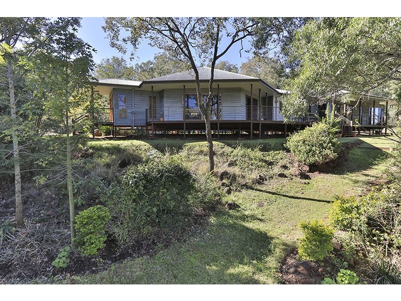 317 Beauaraba Road, Biddeston QLD 4401