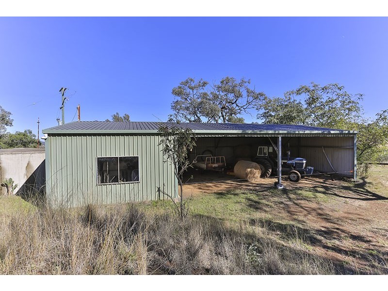 317 Beauaraba Road, Biddeston QLD 4401