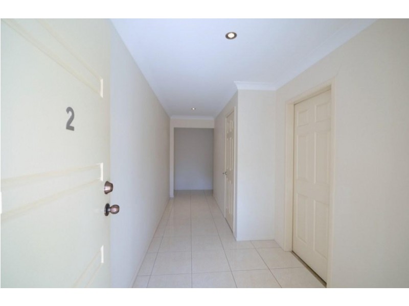 2/36A Dunne Street, Harristown QLD 4350