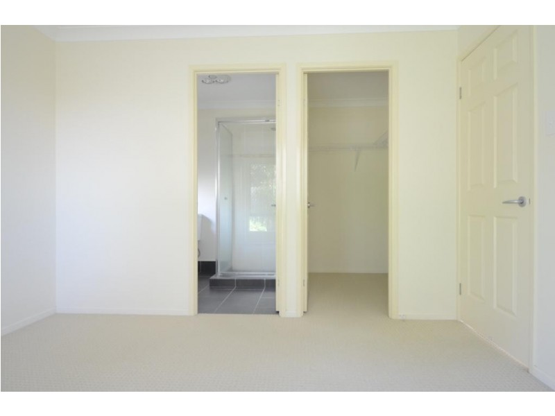 2/36A Dunne Street, Harristown QLD 4350