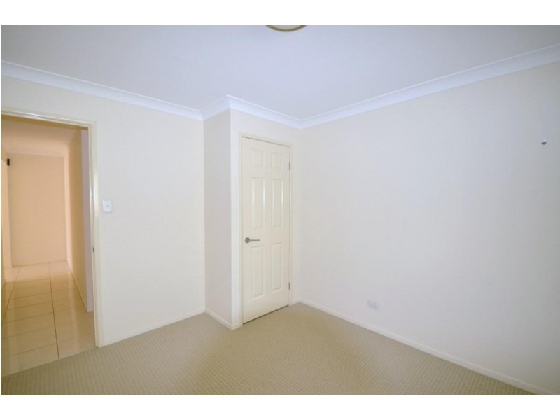 2/36A Dunne Street, Harristown QLD 4350