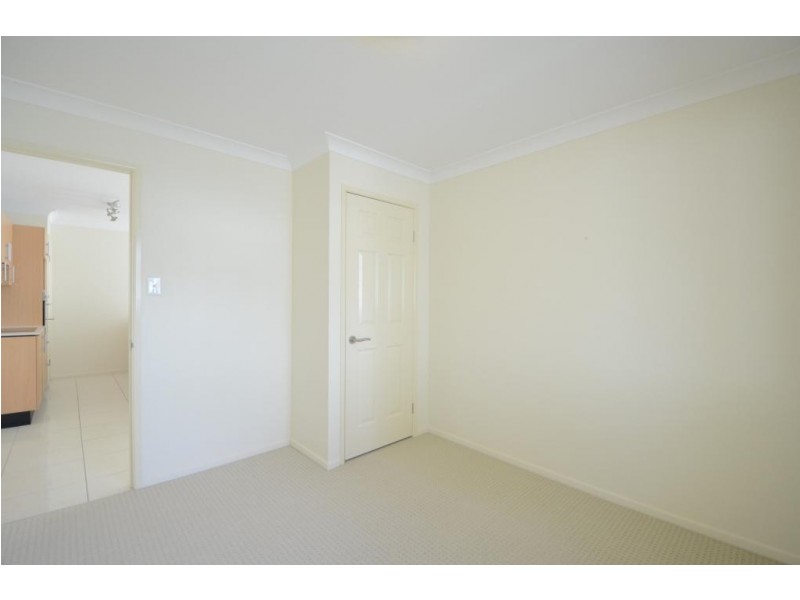 2/36A Dunne Street, Harristown QLD 4350