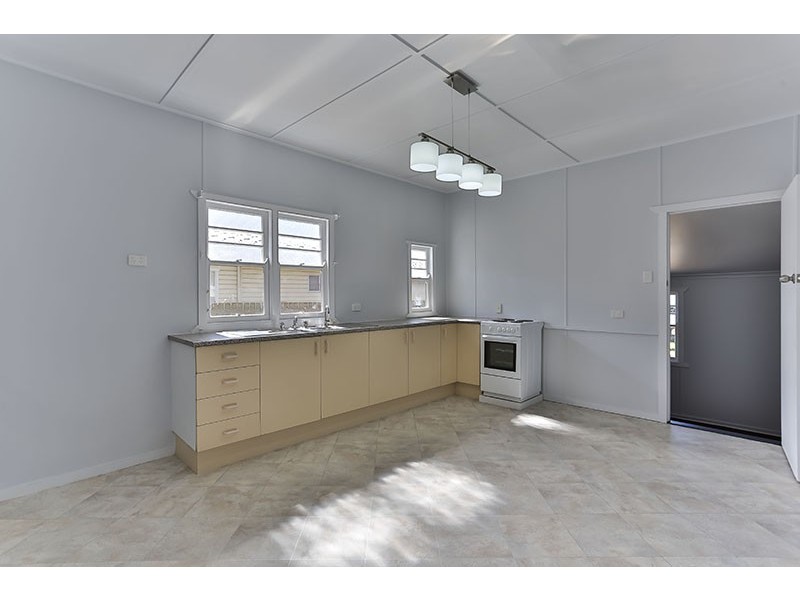 480 Greenwattle Street, Wilsonton QLD 4350