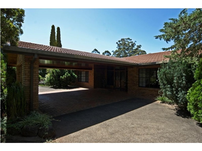 6 Inadale Court, Middle Ridge QLD 4350