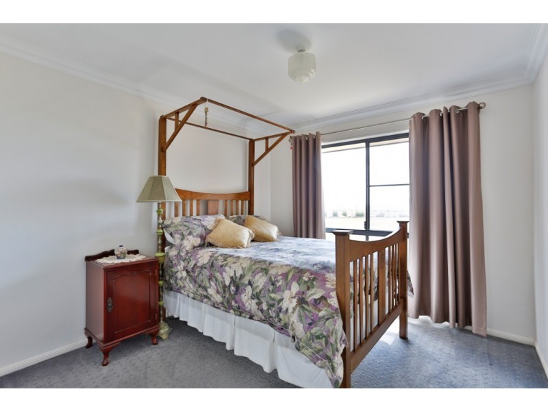 295 Umbiram Road, Wyreema QLD 4352