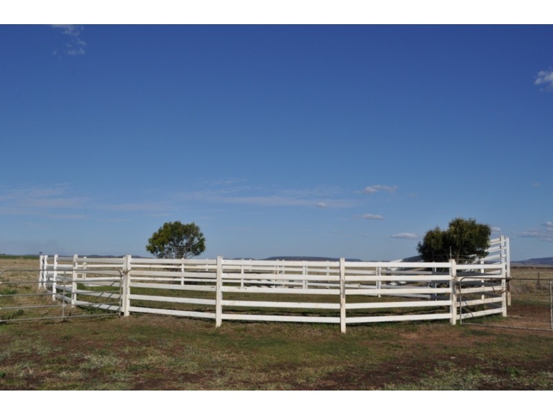 295 Umbiram Road, Wyreema QLD 4352