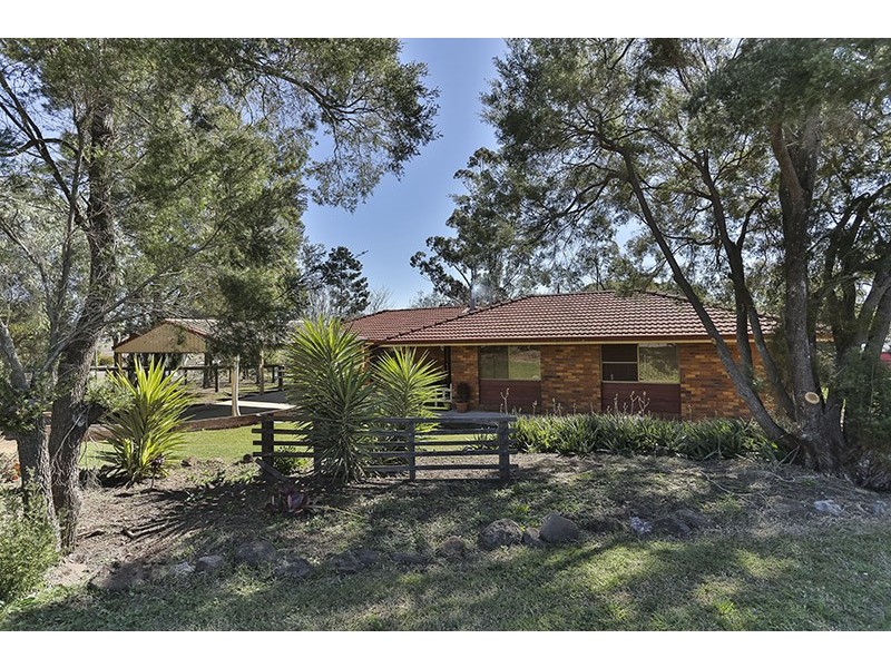 26 Main Street, Meringandan QLD 4352