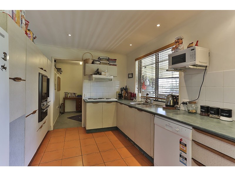 26 Main Street, Meringandan QLD 4352