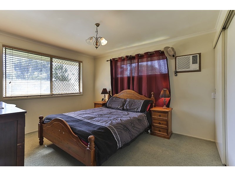 26 Main Street, Meringandan QLD 4352