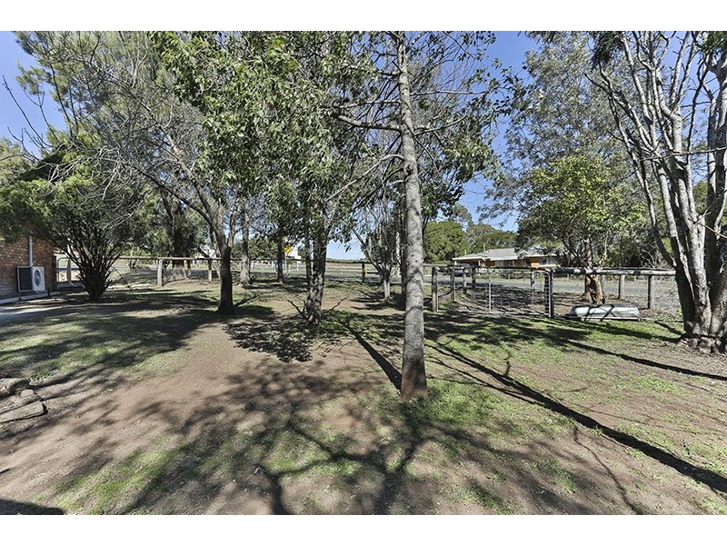 26 Main Street, Meringandan QLD 4352