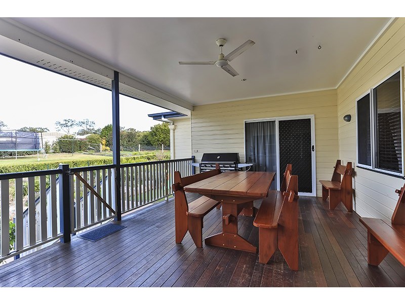 6 Apple Tree Court, Meringandan West QLD 4352