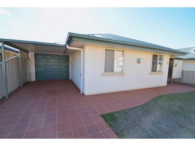 Unit 63 Kingfisher Gardens 303 Spring Street, Kearneys Spring QLD 4350