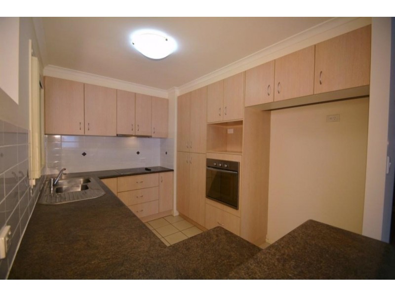 Unit 63 Kingfisher Gardens 303 Spring Street, Kearneys Spring QLD 4350