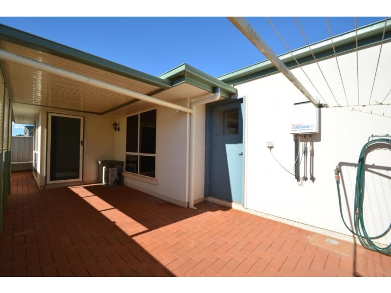 Unit 63 Kingfisher Gardens 303 Spring Street, Kearneys Spring QLD 4350