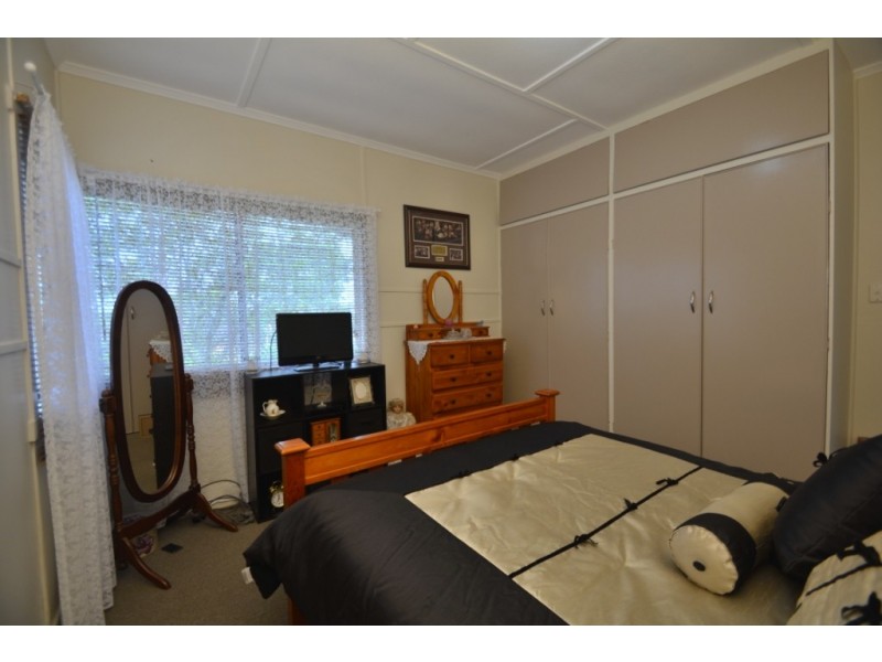 57 Glenvale Road, Newtown QLD 4350