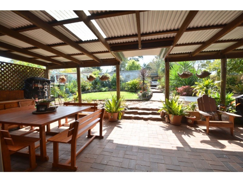 57 Glenvale Road, Newtown QLD 4350