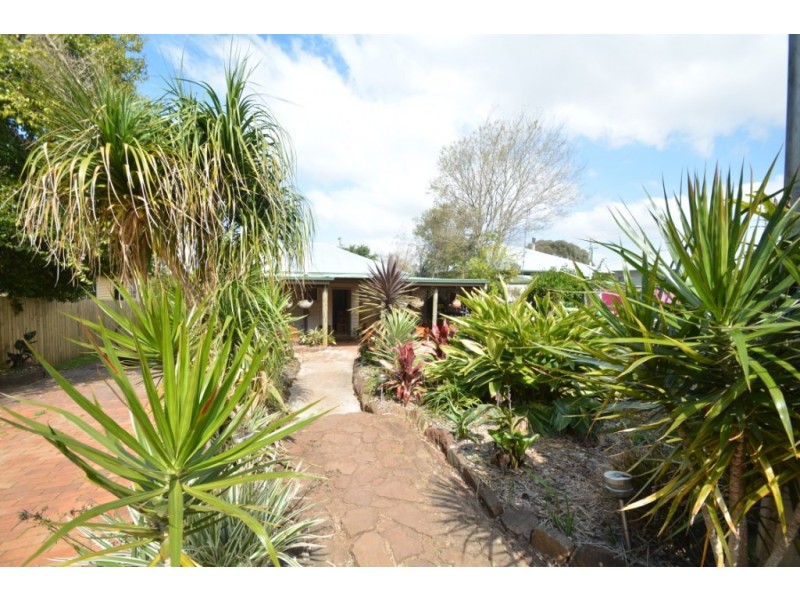 57 Glenvale Road, Newtown QLD 4350