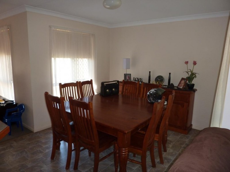 28 Gainsborough Drive, Glenvale QLD 4350