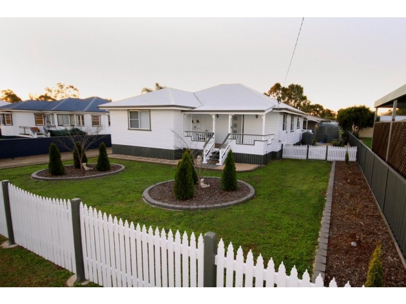 24 Gore Street, Cambooya QLD 4358