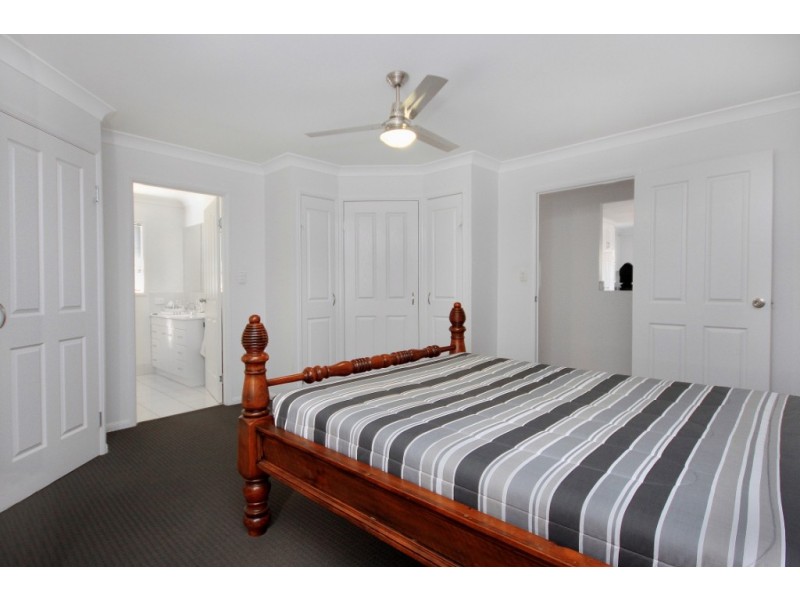 24 Gore Street, Cambooya QLD 4358