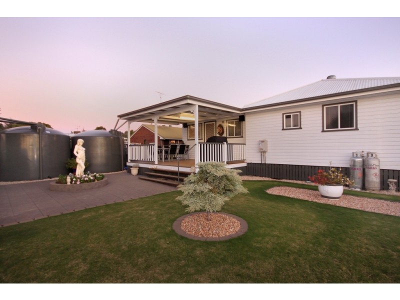 24 Gore Street, Cambooya QLD 4358