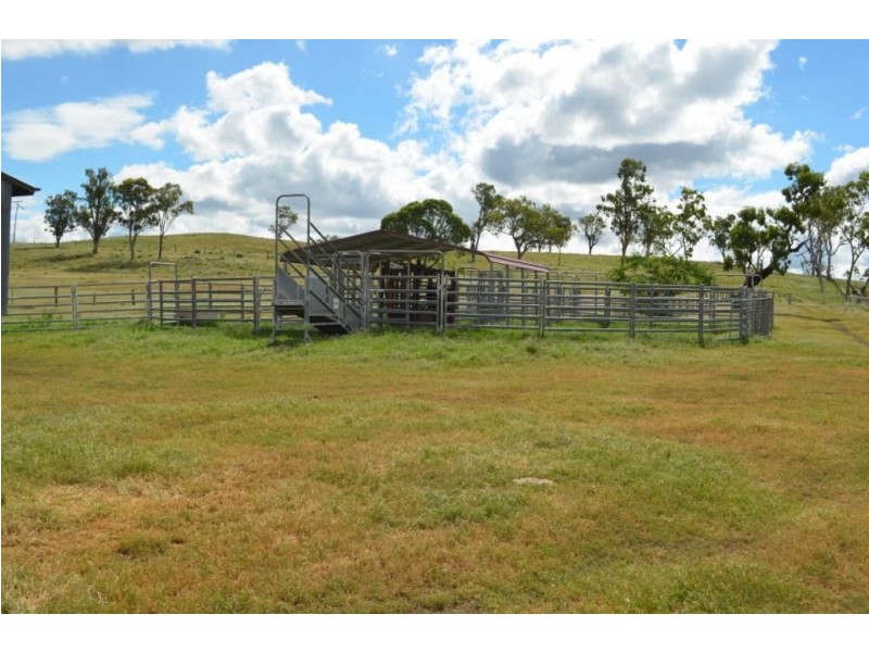 552 Goombungee-Meringandan Road, Goombungee QLD 4354