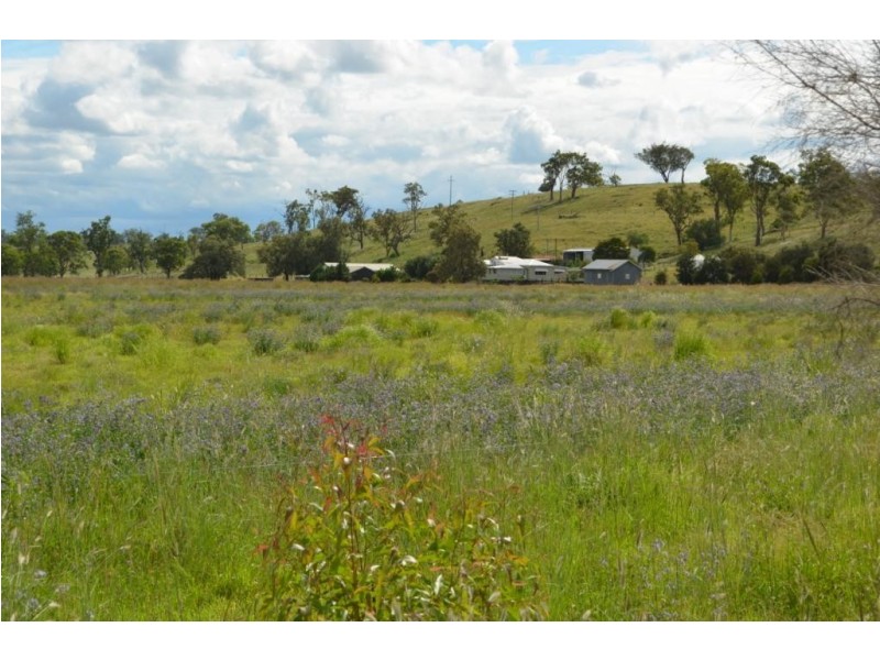 552 Goombungee-Meringandan Road, Goombungee QLD 4354