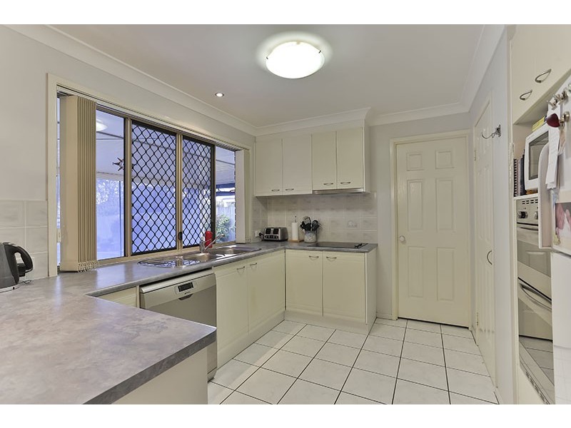 32 Dyson Drive, Darling Heights QLD 4350