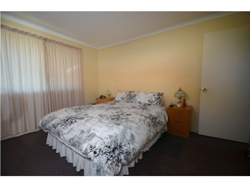 16 and 18 Bischof Street, Wilsonton Heights QLD 4350