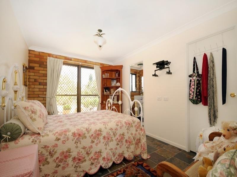 11 Academy Court, Glenvale QLD 4350