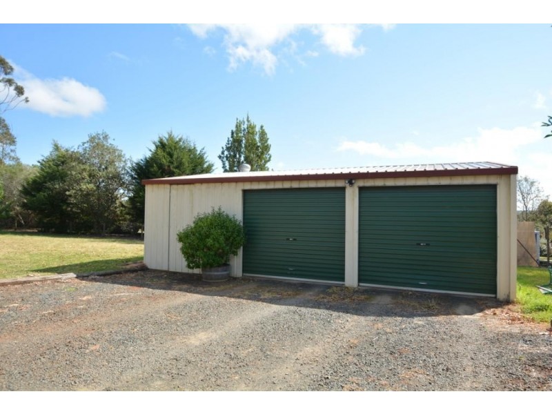 16 Melric Court, Geham QLD 4352