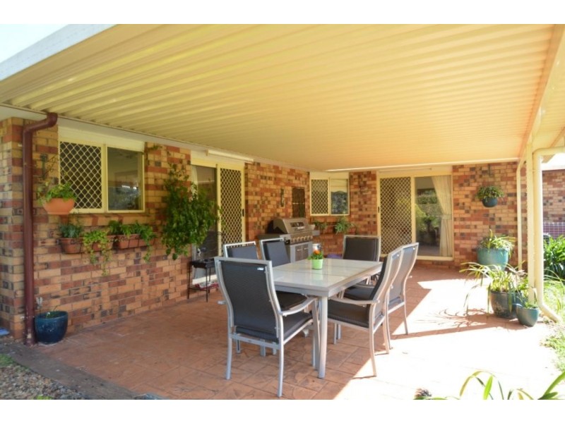 16 Melric Court, Geham QLD 4352
