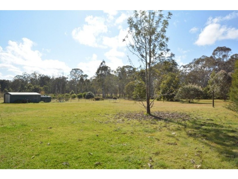16 Melric Court, Geham QLD 4352