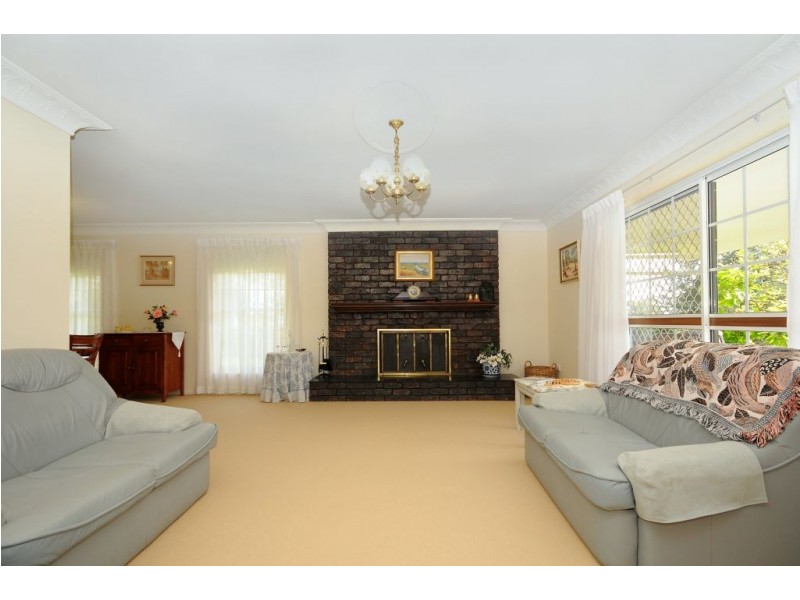 36 Murphys Creek Road, Blue Mountain Heights QLD 4350