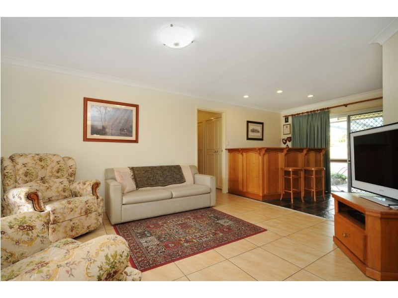 36 Murphys Creek Road, Blue Mountain Heights QLD 4350