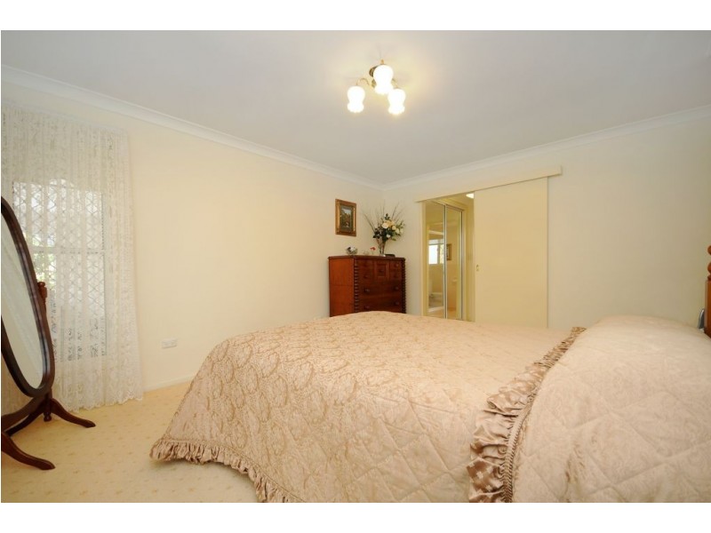 36 Murphys Creek Road, Blue Mountain Heights QLD 4350