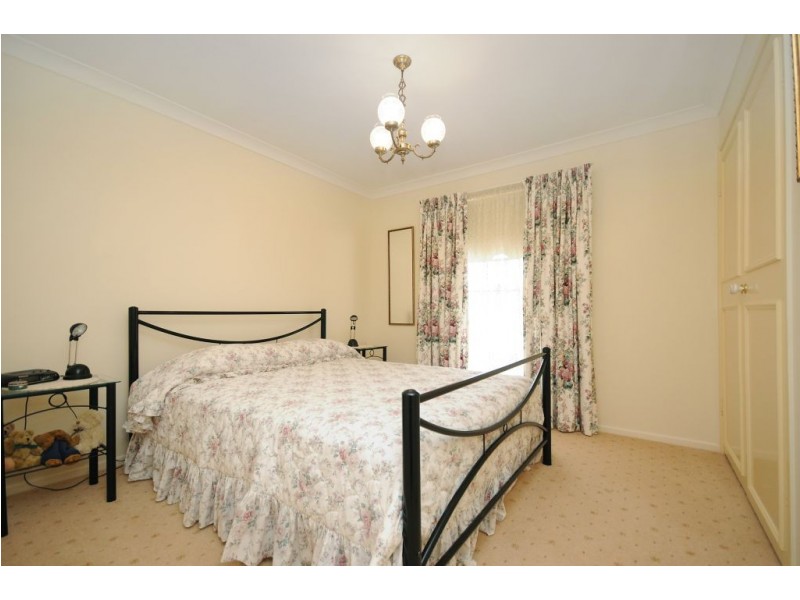 36 Murphys Creek Road, Blue Mountain Heights QLD 4350