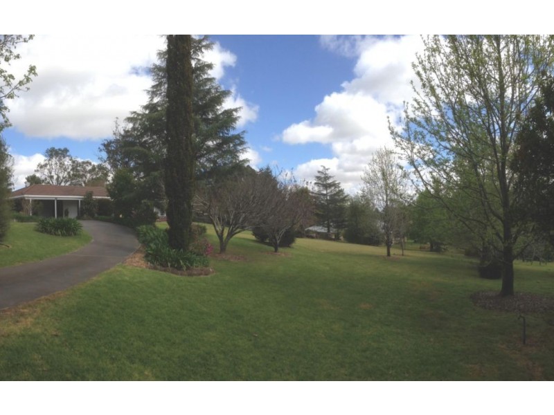 36 Murphys Creek Road, Blue Mountain Heights QLD 4350