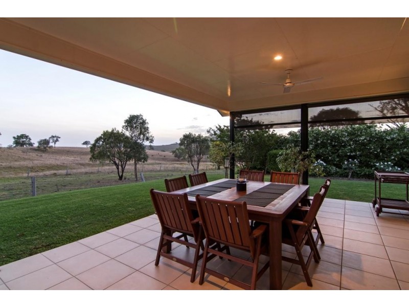 2 Bauer Ct, Hodgson Vale QLD 4352