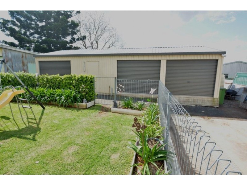 5 Makepeace Street, Rockville QLD 4350