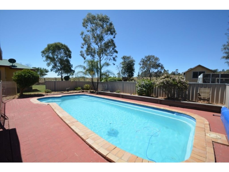 15 Jordan Court, Charlton QLD 4350