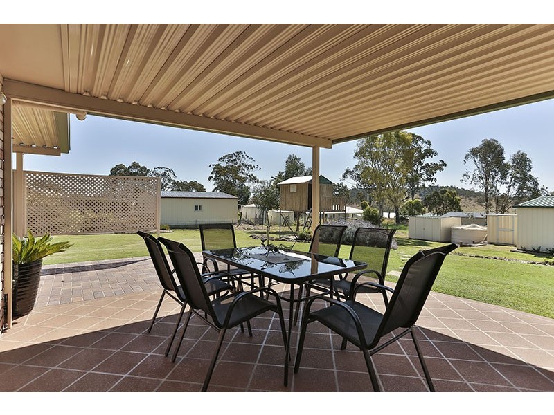 9 Appletree Court, Meringandan West QLD 4352