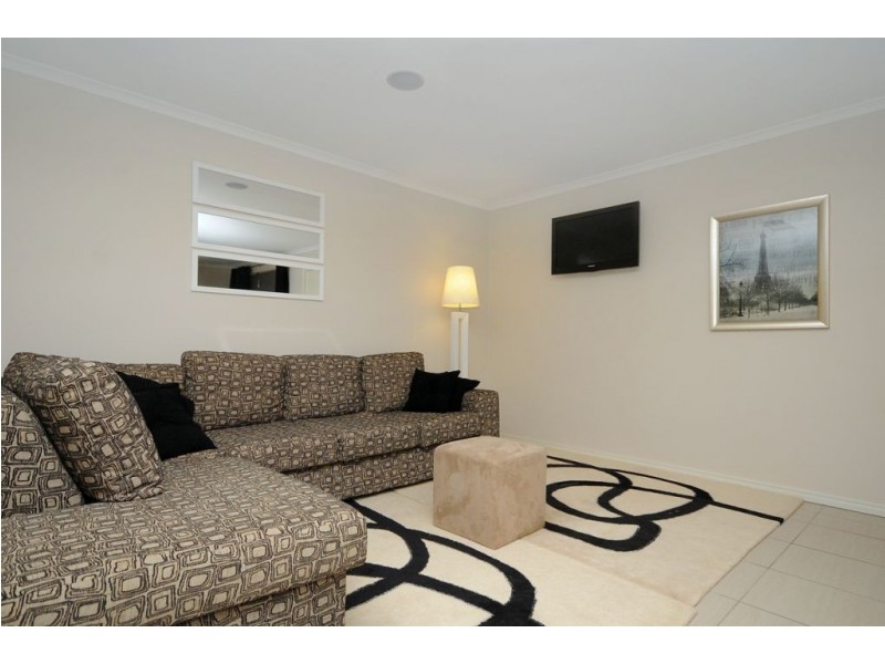 26 Sinclair Street, Wyreema QLD 4352