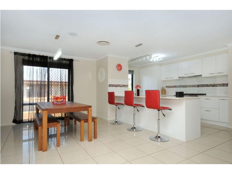26 Sinclair Street, Wyreema QLD 4352