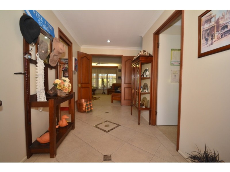 39 Hill Street, Pittsworth QLD 4356