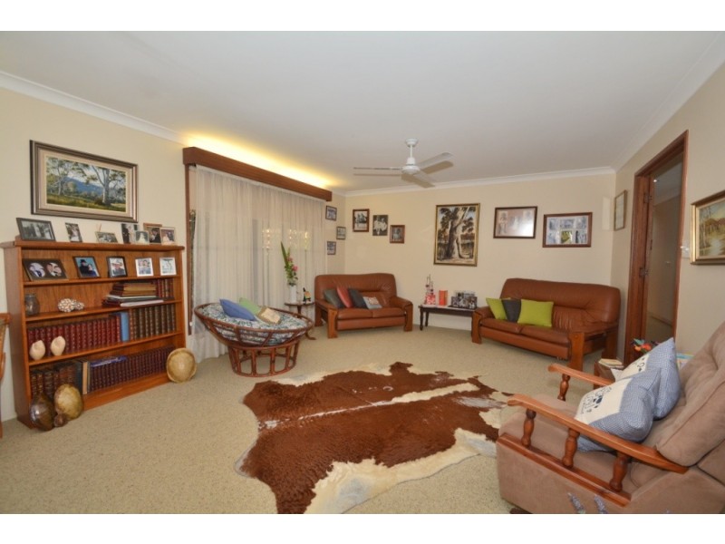 39 Hill Street, Pittsworth QLD 4356