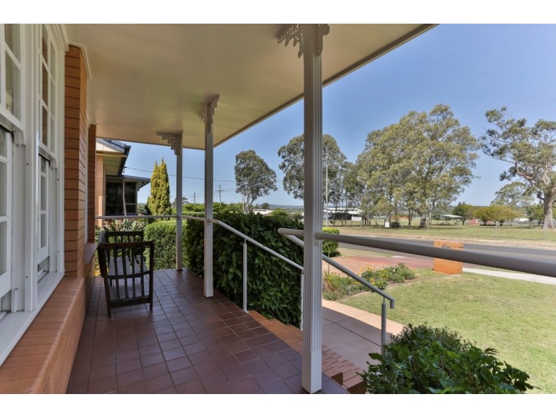 247 North Street, Wilsonton Heights QLD 4350